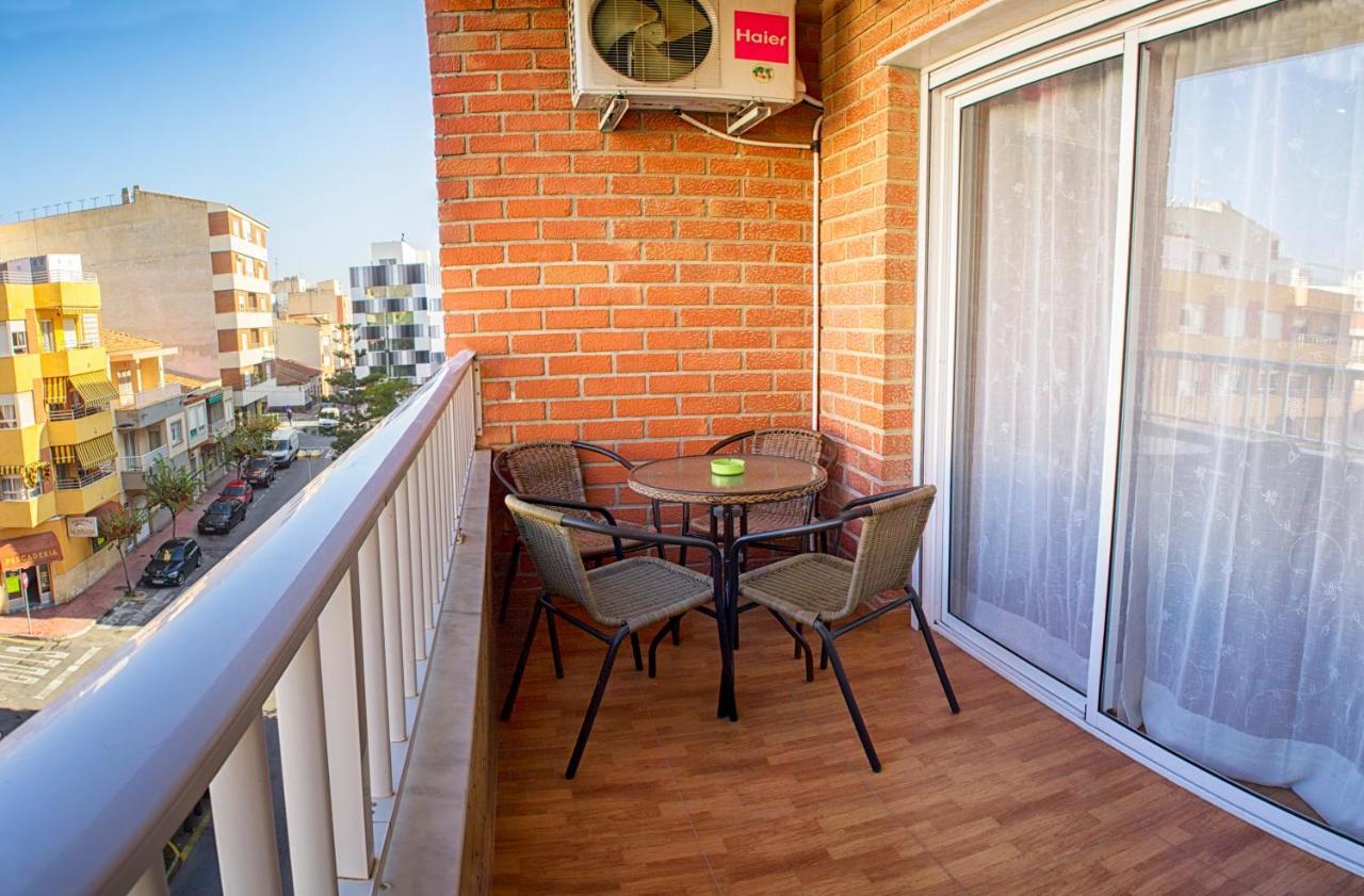 Yovalu Con Balcon,Yovalu1Sin Balcon, Yovalutres Con Piscina Apartment Torrevieja Exterior photo