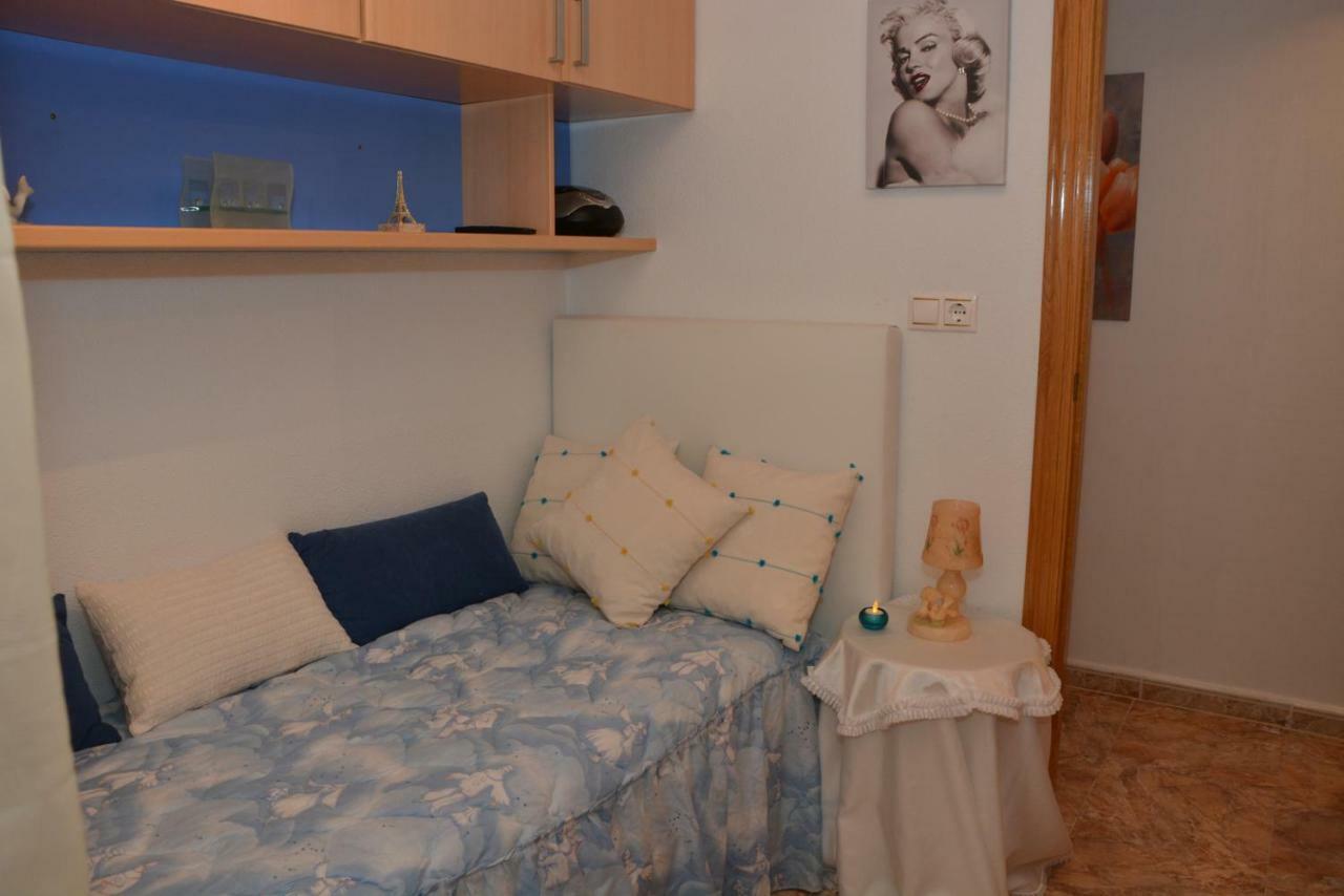 Yovalu Con Balcon,Yovalu1Sin Balcon, Yovalutres Con Piscina Apartment Torrevieja Exterior photo